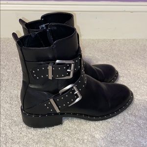 buckle high top boots